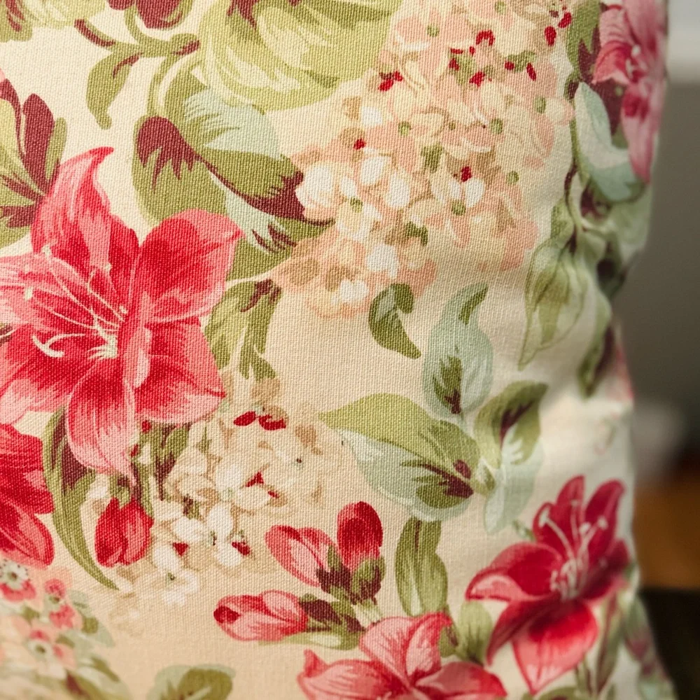 18” Square Floral Button Country Cottage Style Throw Pilllow